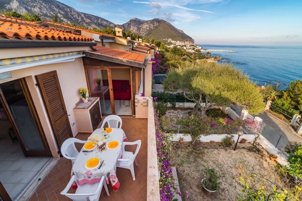 casa indipendente in affitto a Dorgali in zona Cala Gonone