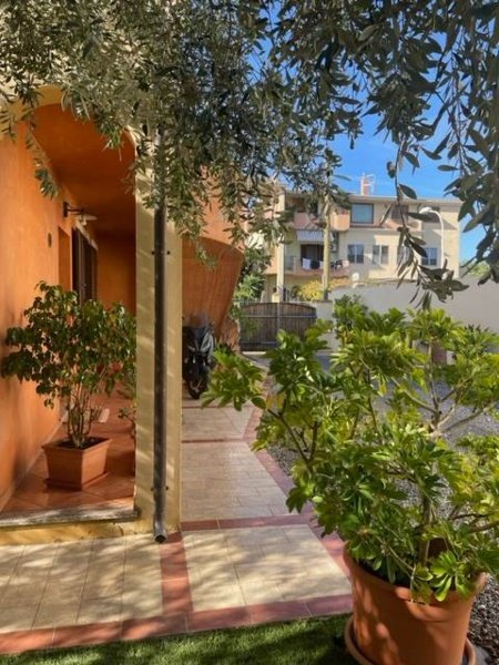 appartamento in affitto a Tortolì in zona Arbatax