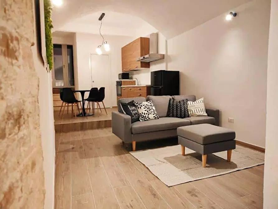 appartamento in affitto a Cagliari in zona Villanova