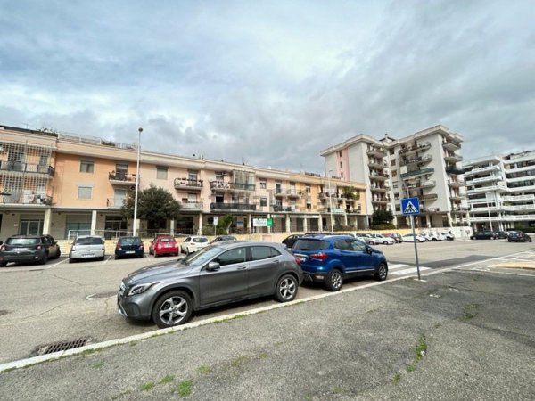 appartamento in affitto a Cagliari in zona Genneruxi