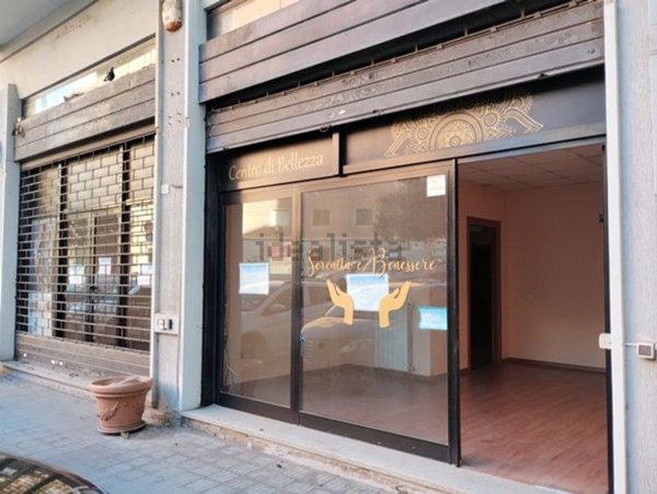 locale commerciale in affitto a Cagliari in zona La Vega