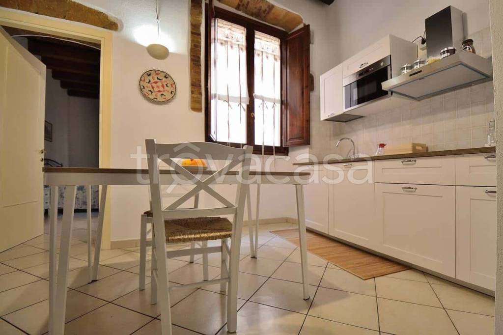 appartamento in affitto a Cagliari in zona Marina
