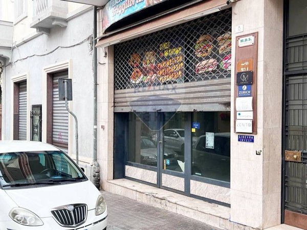 negozio in affitto a Cagliari in zona Stampace/Punici