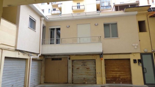appartamento in affitto a Cagliari in zona Genneruxi