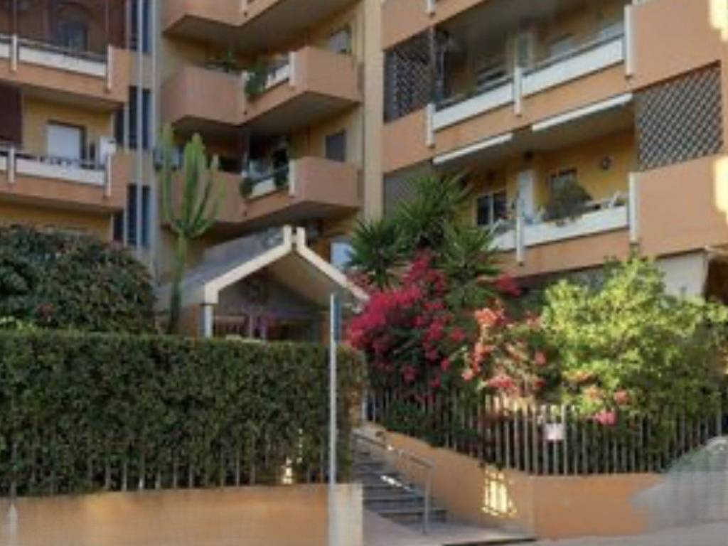 appartamento in affitto a Cagliari in zona Fonsarda / zona Giudici