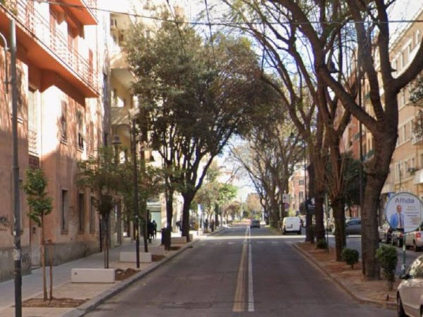 negozio in affitto a Cagliari in zona San Benedetto