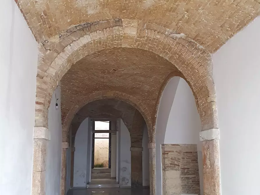 locale commerciale in affitto a Cagliari