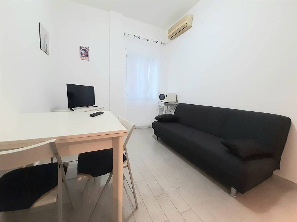 appartamento in affitto a Cagliari in zona Bonaria