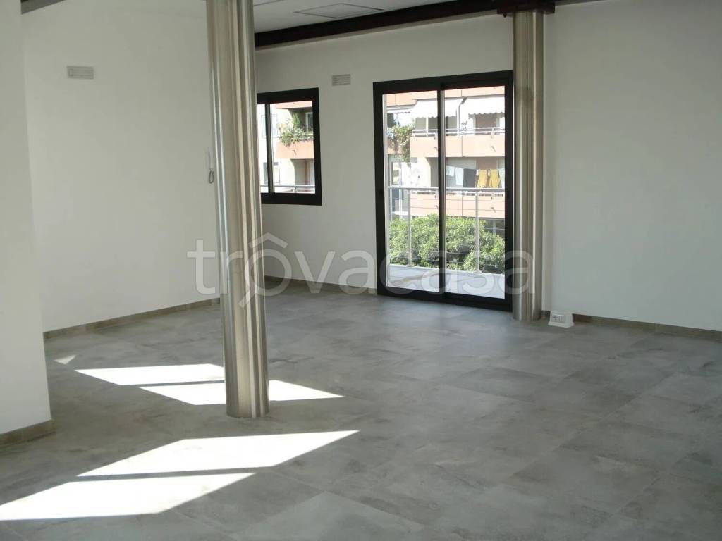 ufficio in affitto a Cagliari in zona Marina