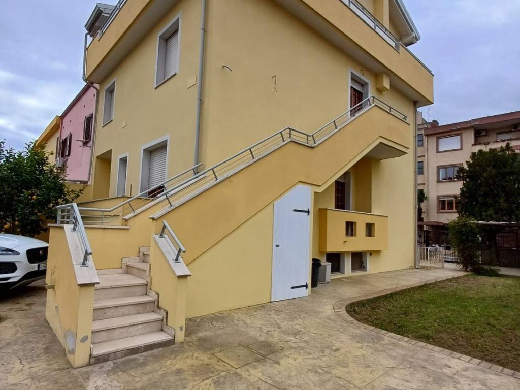 appartamento in affitto a Cagliari in zona Pirri