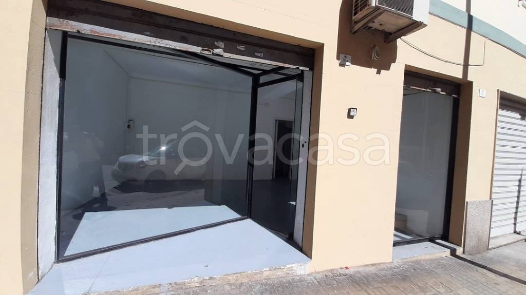 negozio in affitto a Cagliari