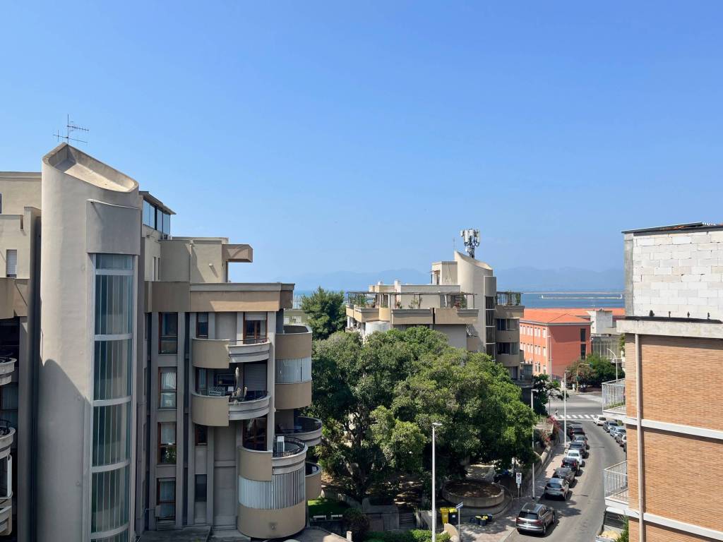 appartamento in affitto a Cagliari in zona Bonaria
