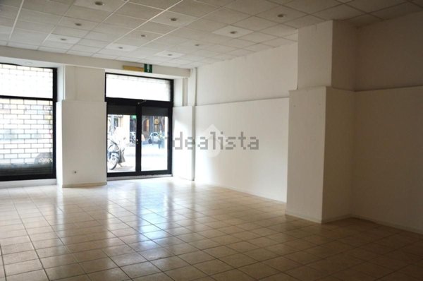 locale commerciale in affitto a Cagliari in zona Stampace/Punici