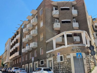negozio in affitto a Cagliari in zona La Vega