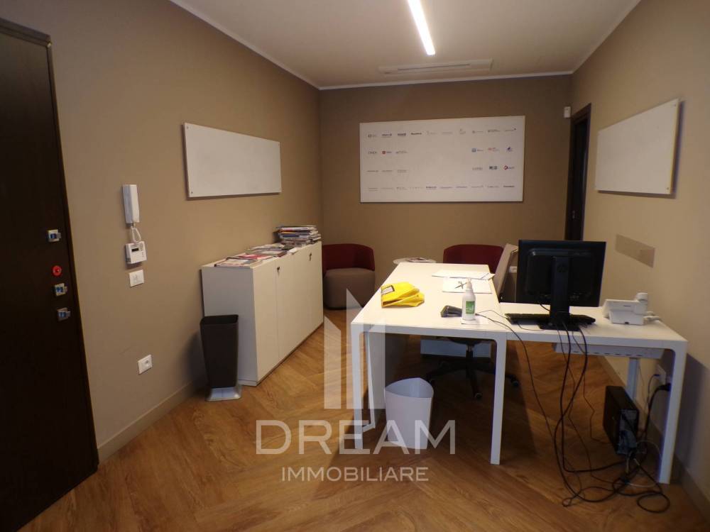 ufficio in affitto a Cagliari