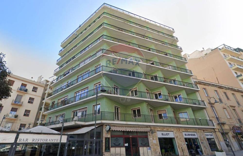 ufficio in affitto a Cagliari in zona Villanova