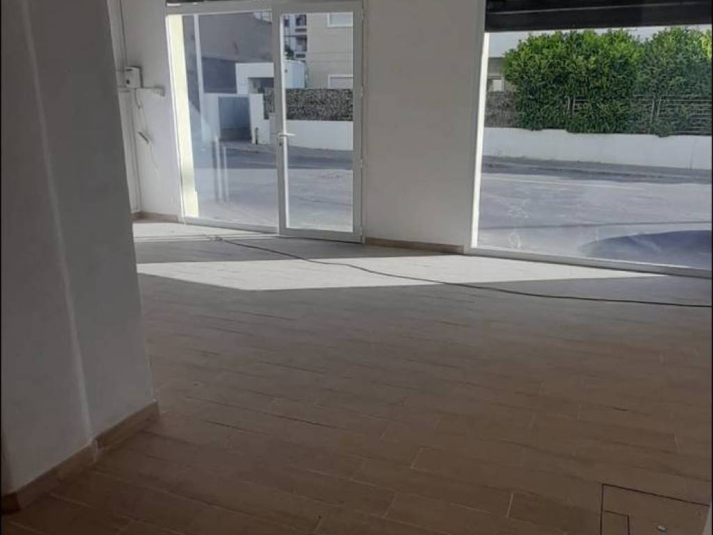ufficio in affitto a Cagliari in zona Genneruxi