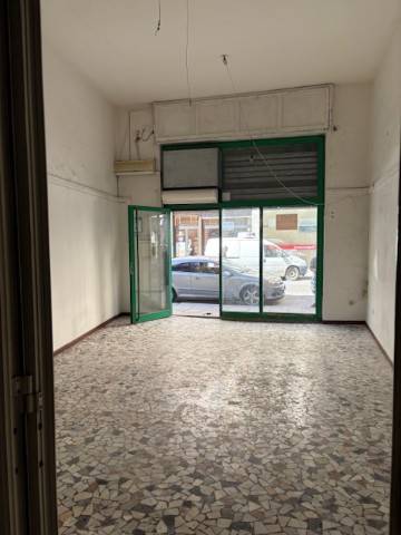 negozio in affitto a Cagliari