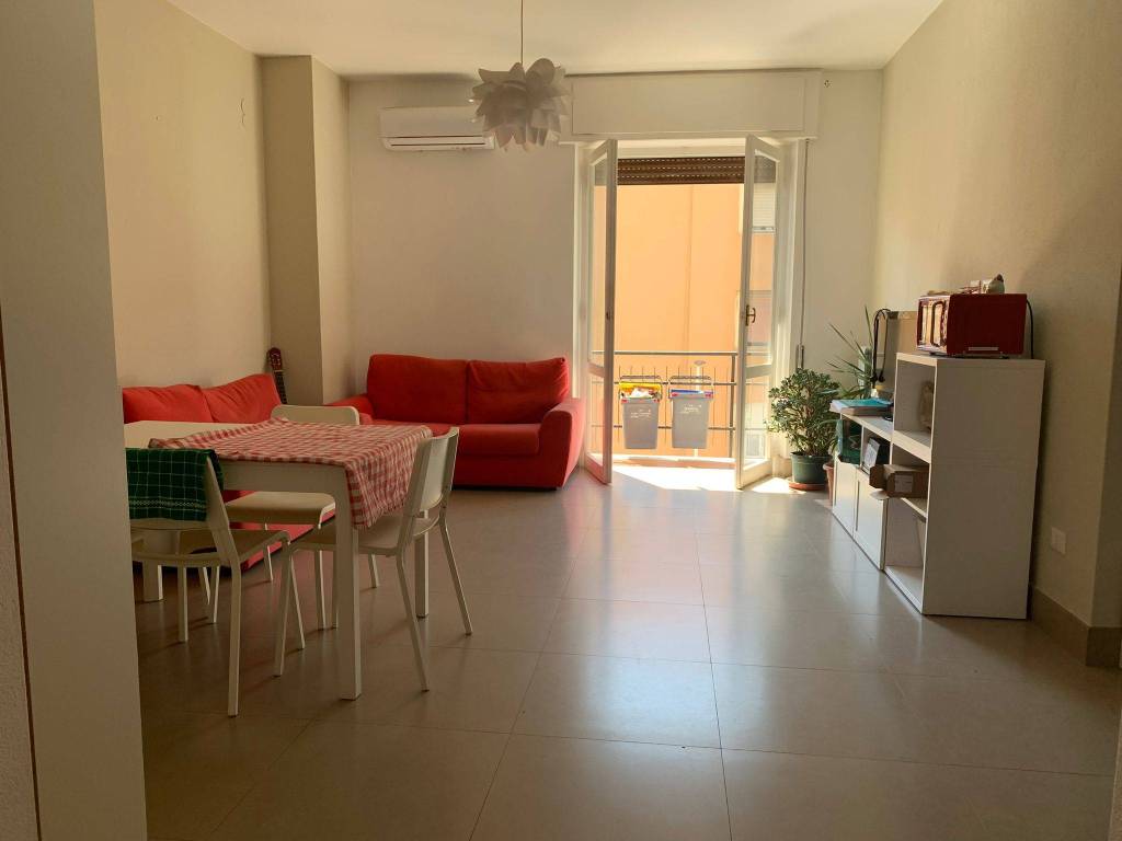 appartamento in affitto a Cagliari in zona Genneruxi