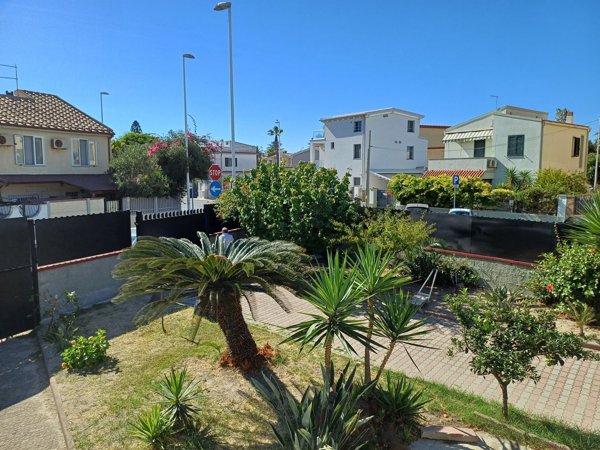 appartamento in affitto a Cagliari in zona Poetto/Marina Piccola