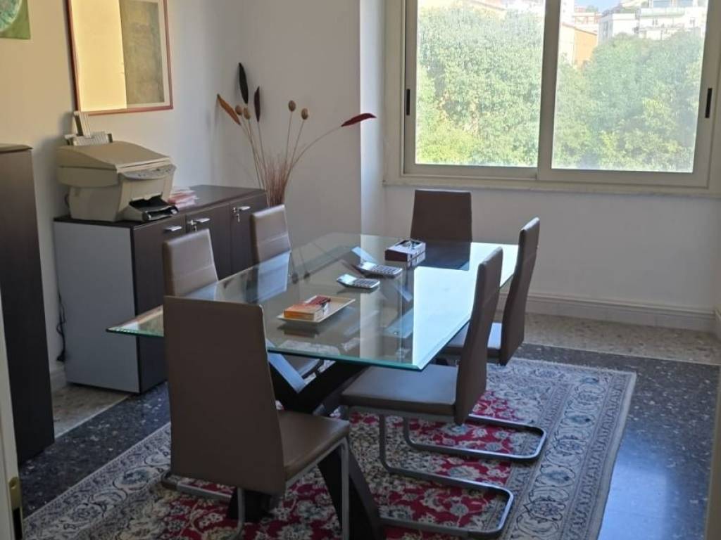 ufficio in affitto a Cagliari in zona Monte Mixi