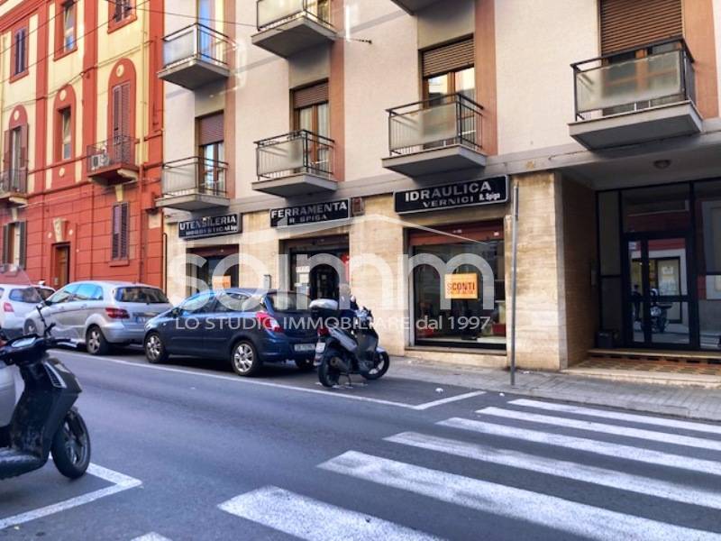 negozio in affitto a Cagliari in zona Stampace/Punici