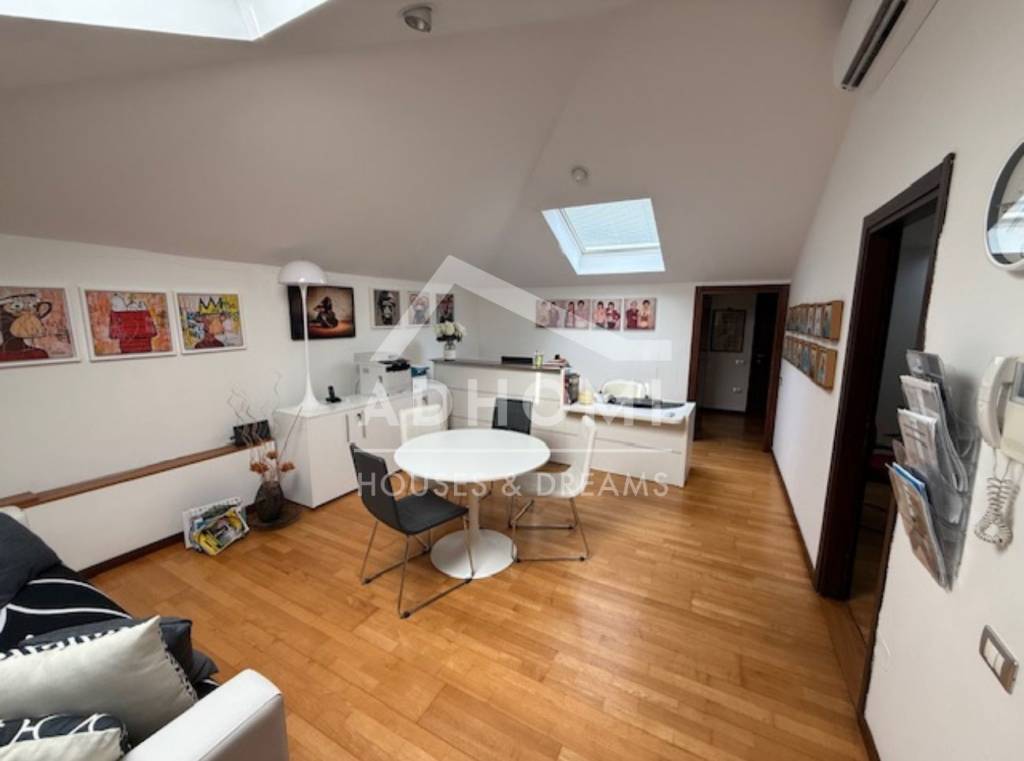 ufficio in affitto a Cagliari in zona Bonaria