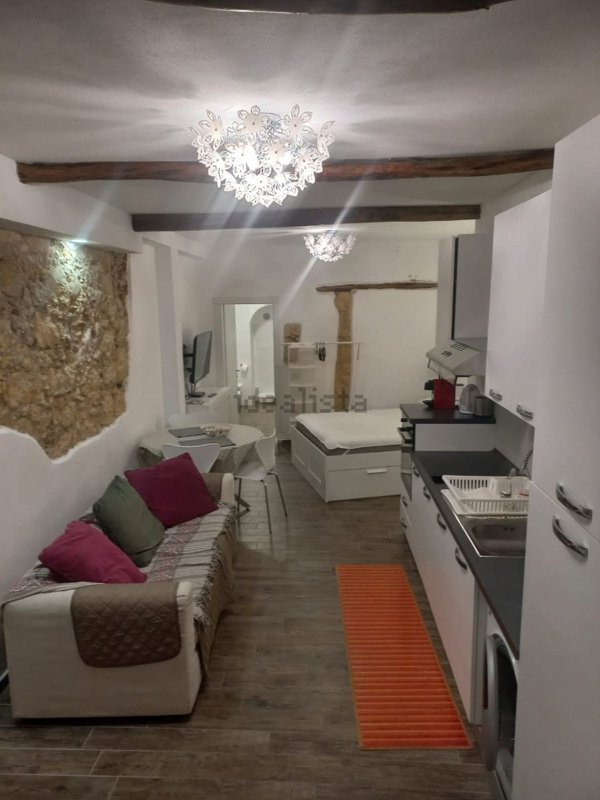 appartamento in affitto a Cagliari in zona Castello