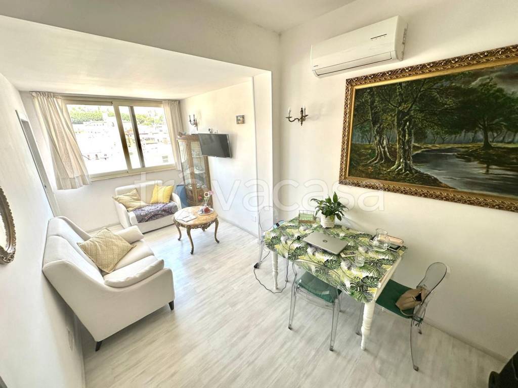 appartamento in affitto a Cagliari in zona Villanova