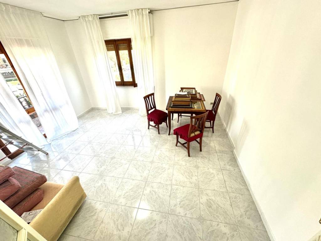 appartamento in affitto a Cagliari in zona Genneruxi