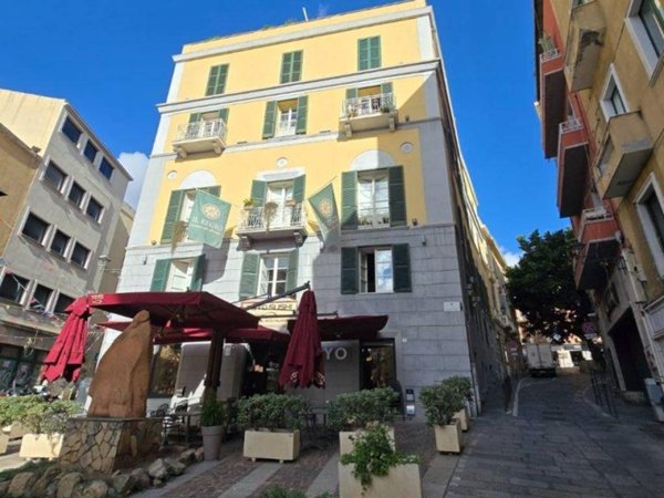 appartamento in affitto a Cagliari in zona Marina