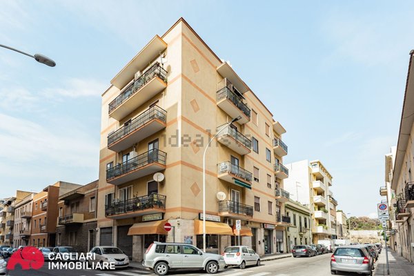 locale commerciale in affitto a Cagliari