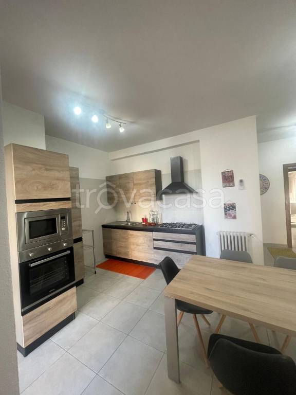 appartamento in affitto a Cagliari in zona Genneruxi