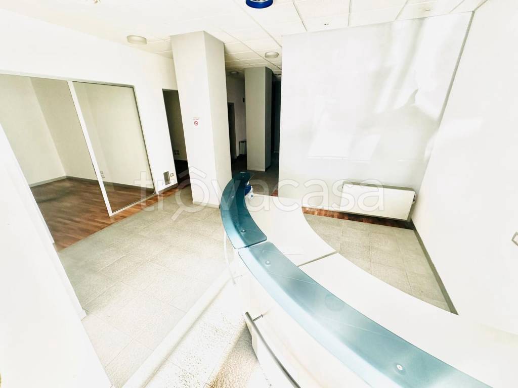 negozio in affitto a Cagliari in zona Stampace/Punici