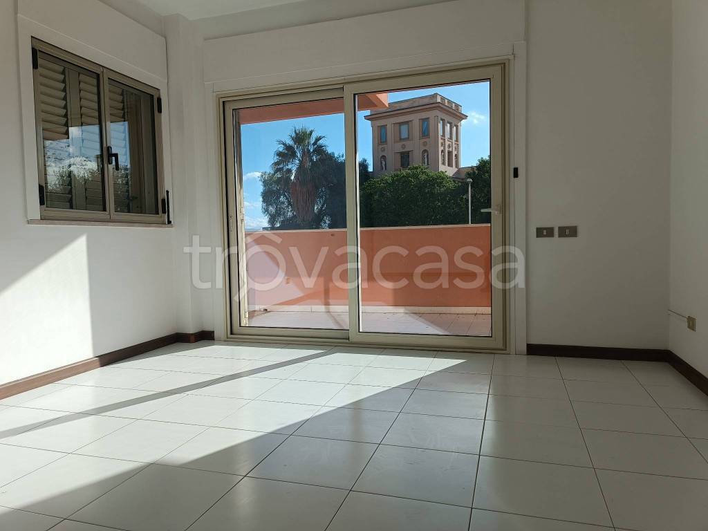 appartamento in affitto a Cagliari in zona Genneruxi