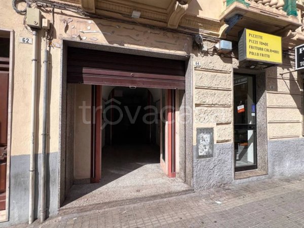 negozio in affitto a Cagliari in zona Marina