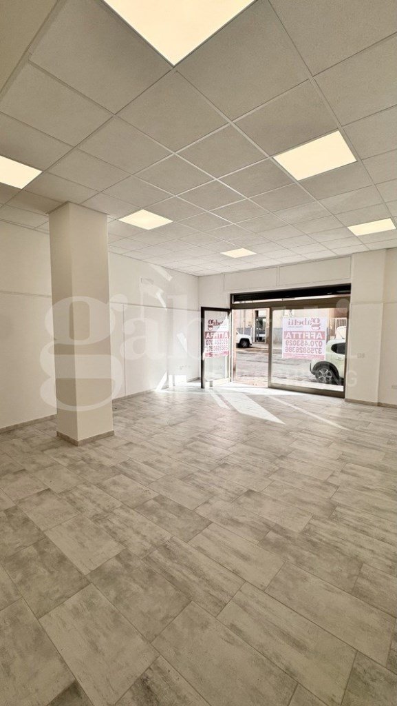 negozio in affitto a Cagliari