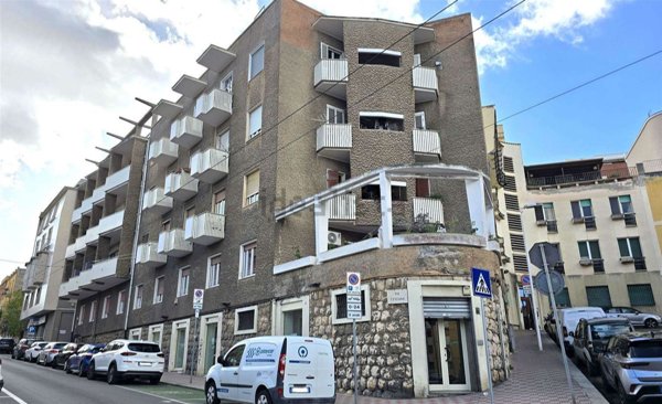 negozio in affitto a Cagliari in zona La Vega