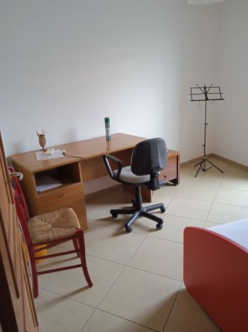 trivano in affitto a Cagliari in zona Pirri