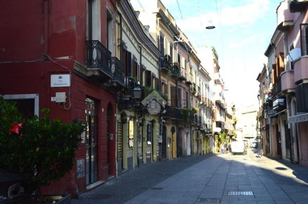 negozio in affitto a Cagliari in zona Stampace/Punici