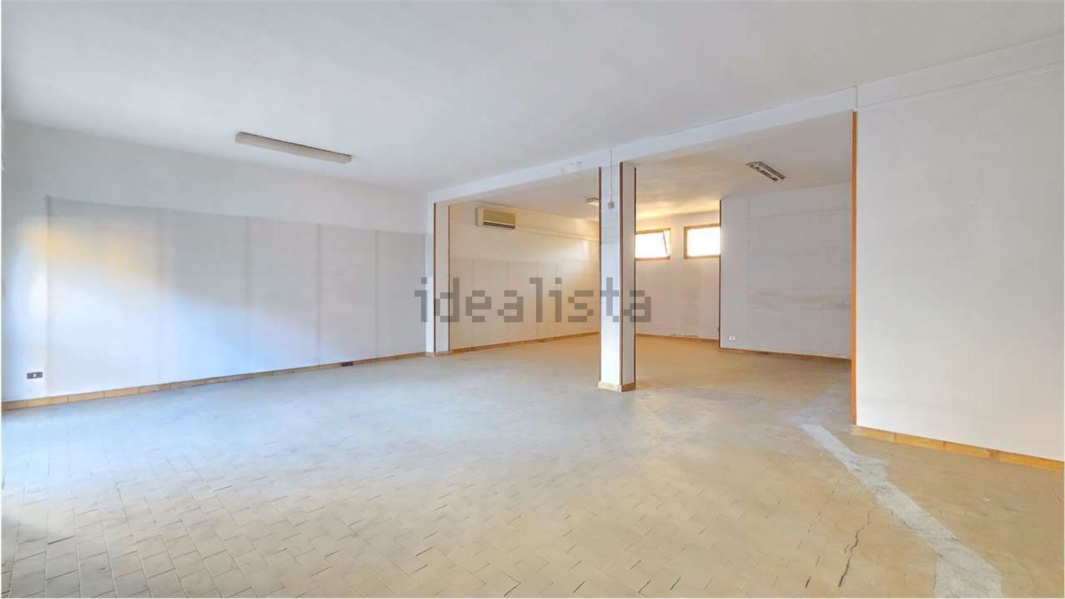 locale commerciale in affitto a Cagliari in zona Pirri