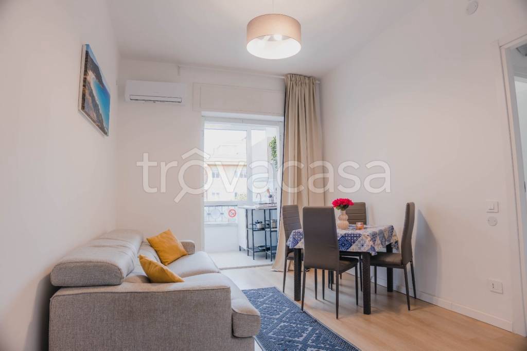 appartamento in affitto a Cagliari in zona Quartiere del Sole / La Palma