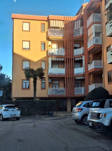 appartamento in affitto a Cagliari in zona Genneruxi