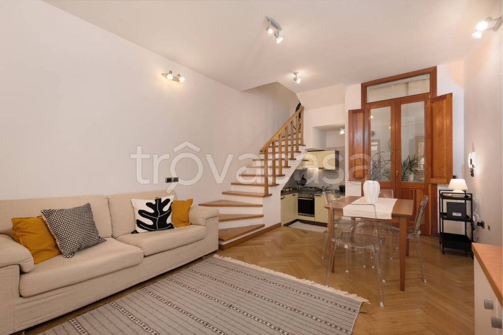 casa indipendente in affitto a Cagliari in zona Marina