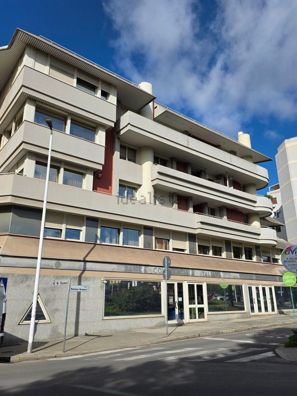 locale commerciale in affitto a Cagliari