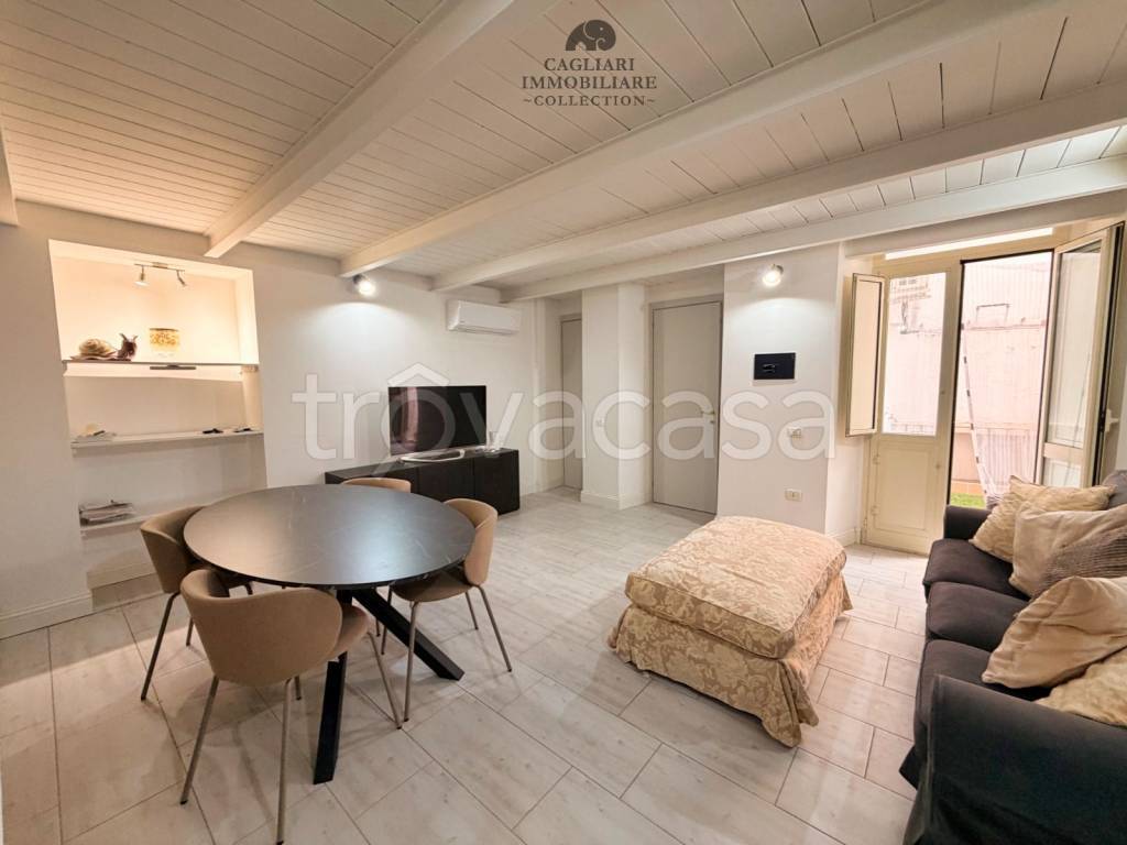 appartamento in affitto a Cagliari in zona Marina