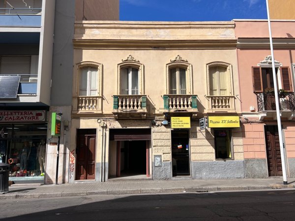 locale commerciale in affitto a Cagliari in zona Marina