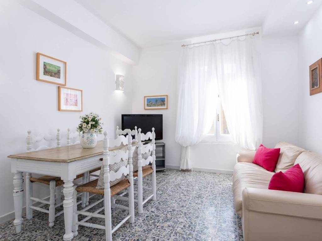appartamento in affitto a Cagliari in zona Castello