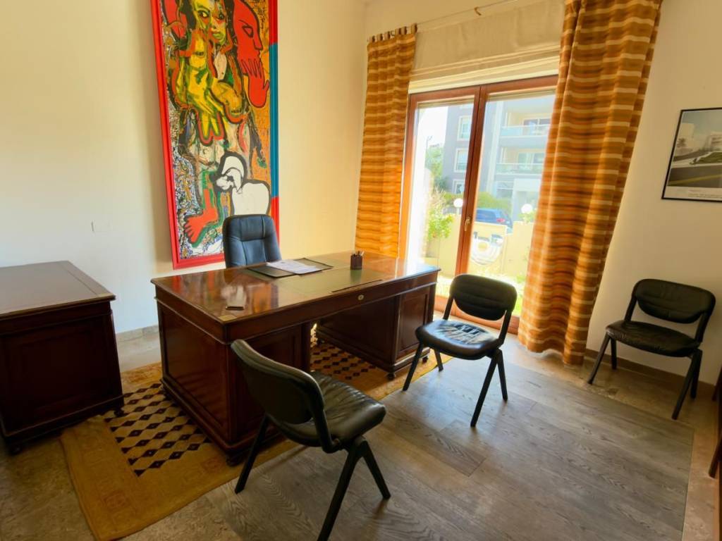 ufficio in affitto a Cagliari in zona Genneruxi