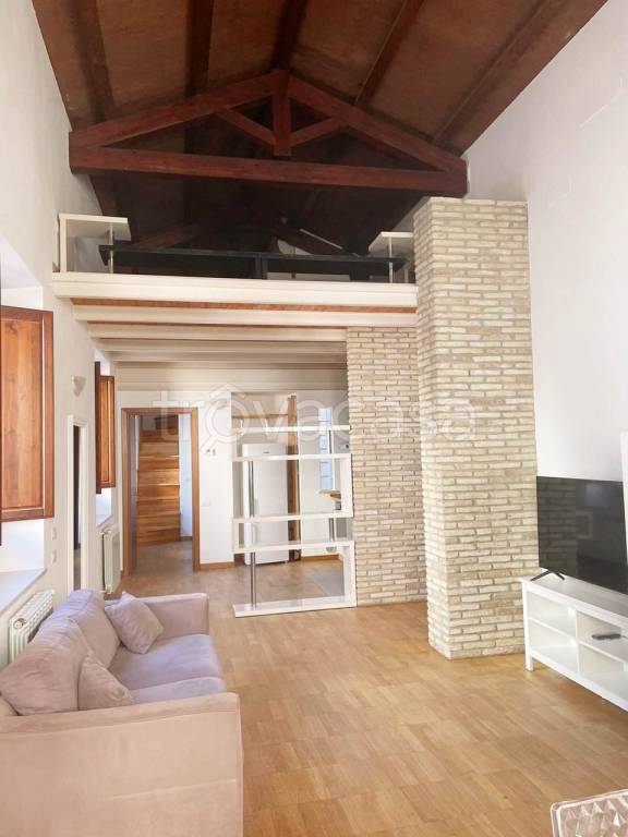 appartamento in affitto a Cagliari in zona Marina